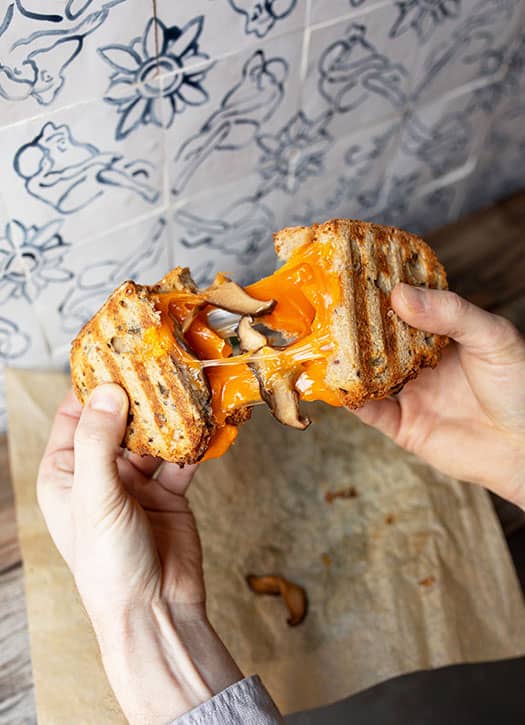 Le Grilled Gramme Cheese de Gramme