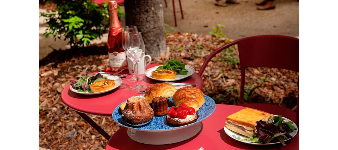 Le brunch du dimanche au café Mulot à la maison Victor Hugo