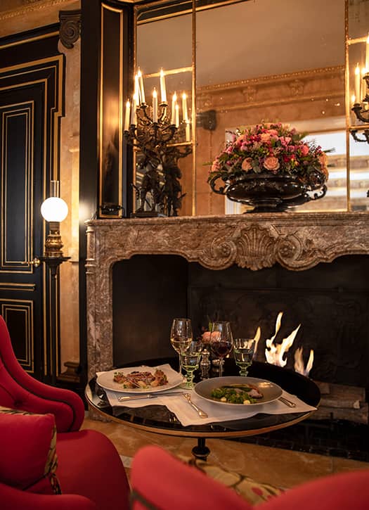 Le bar de l'hôtel La Reserve
