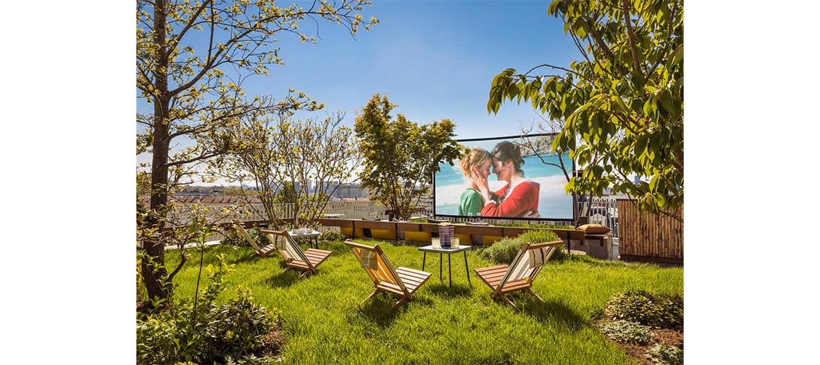 Le rooftop de l'hôtel Paradiso à Paris