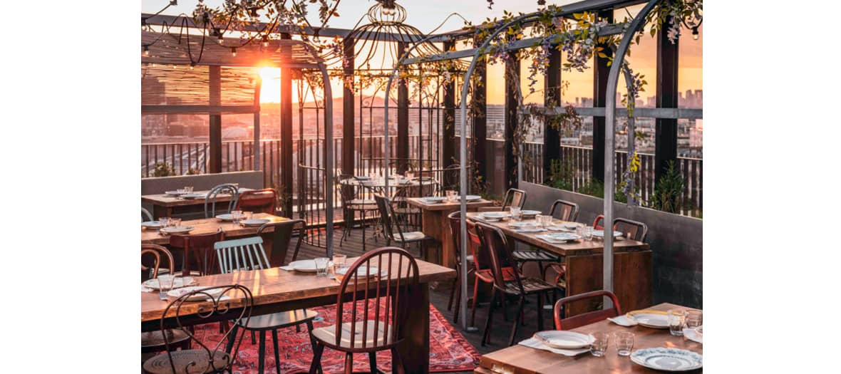 Le rooftop de l'hôtel Paradiso à Paris