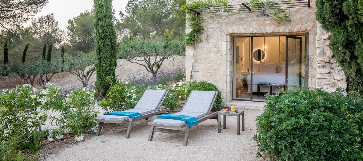 Une chambre terrasse au Mas de cinq sous