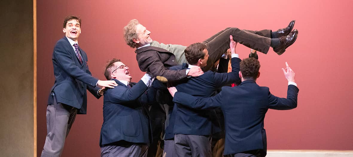 Dead Poets Society" runs until May 26 at Théâtre Antoine