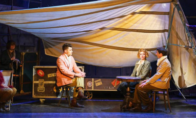 The Lady Agatha play at the Michodière theatre