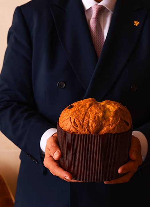 Panettone de chef du restaurant Le Taillevent, brioche de Noël gastronomique à Paris