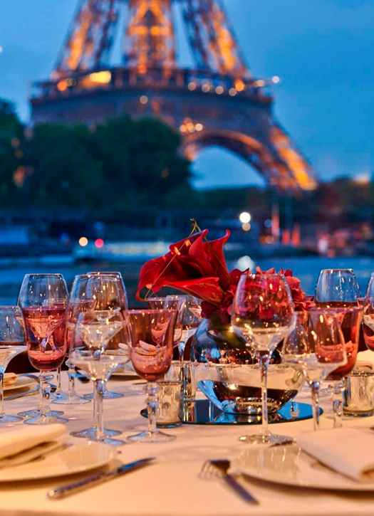 paris seine saint valentin