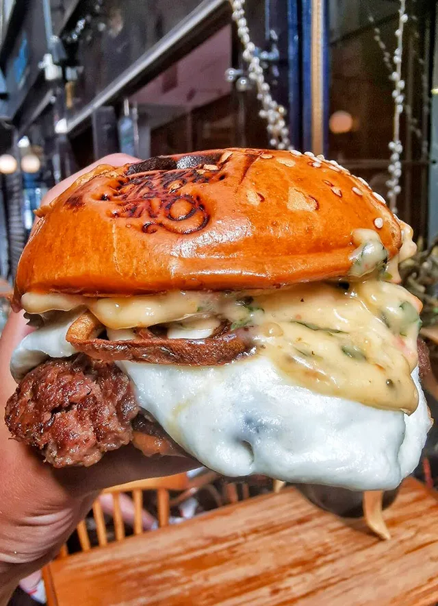 Croquer dans les meilleurs burgers de Paris